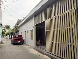 Thanh lý gấp căn nhà cấp 4 gần chợ thủ đức, 70m2 giá 2tỷ4