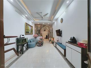 Bán gấp căn nhà phố bồ đề gần đường hồng tiến kinh doanh hoặc mở vp
