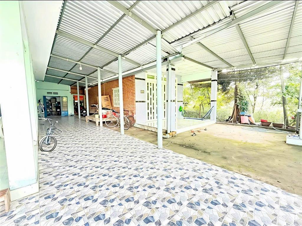 Chính chủ cần bán 3 căn nhà 1/ đường trung an, dt 1979m2 có 74m2 thổ cư, xung quanh nhiều nhà vườn