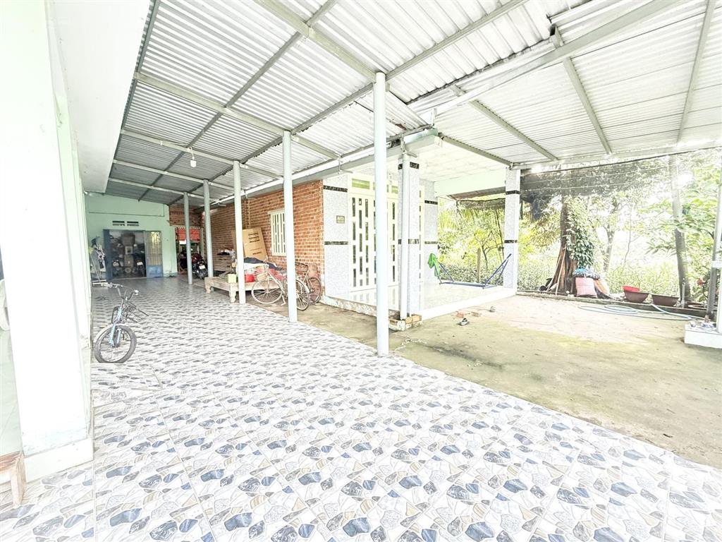 Chính chủ cần bán 3 căn nhà 1/ đường trung an, dt 1979m2 có 74m2 thổ cư, xung quanh nhiều nhà vườn
