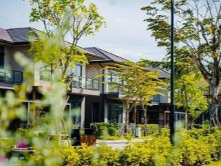 Bán biệt thự song lập, hướng nam, gần kên đào giá 6,9 tỷ.