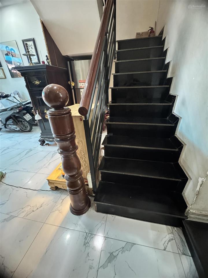 Bán nhà chính chủ hxh hẻm xe hơi (c10m) phạm thế hiển  tạ quang bửu p4 quận 8, 52m2, 3 tầng.