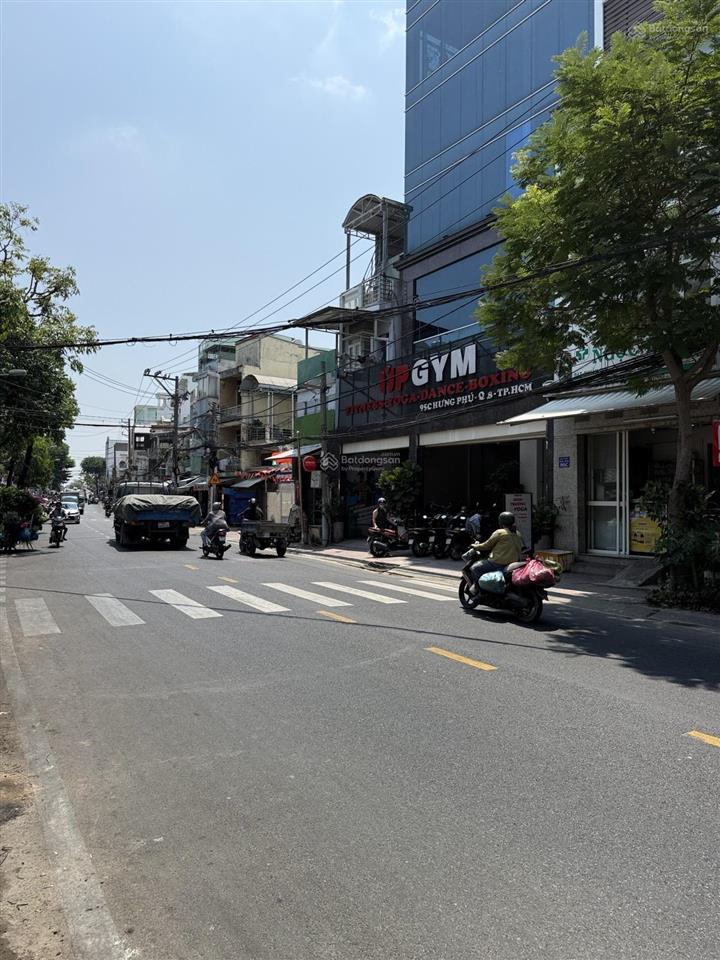 Bán nhà chính chủ mặt tiền đường hưng phú  chánh hưng quận 8  giáp quận 5, quận 1, 75m2, 3 tầng