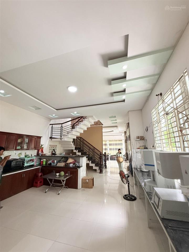 Bán nhà chính chủ hxh hẻm xe hơi phạm thế hiển, tạ quang bửu p5 quận 8, 520m2, 3 tầng, có dòng tiền