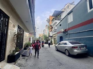 Bán chdv hxh hẻm xe hơi dương bá trạc quận 8 giáp quận 1, 122m2, 5 tầng, 20 pn, hẻm thông.