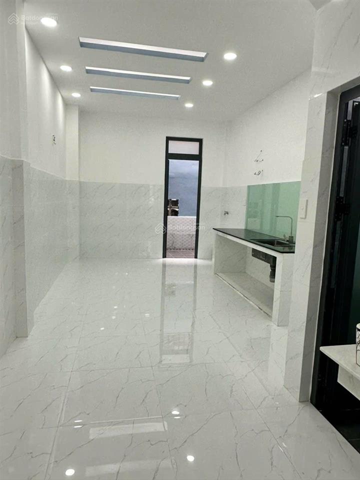 Bán nhà mặt tiền đường nguyễn đức ngữ quận 8, 47m2, 3 tầng, sổ vuông.