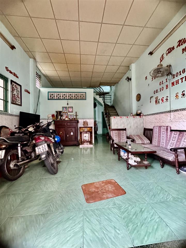 Bán nhà hxh hẻm xe hơi lương văn can quận 8, 121m2, 2 tầng, cách mặt tiền đường 20m
