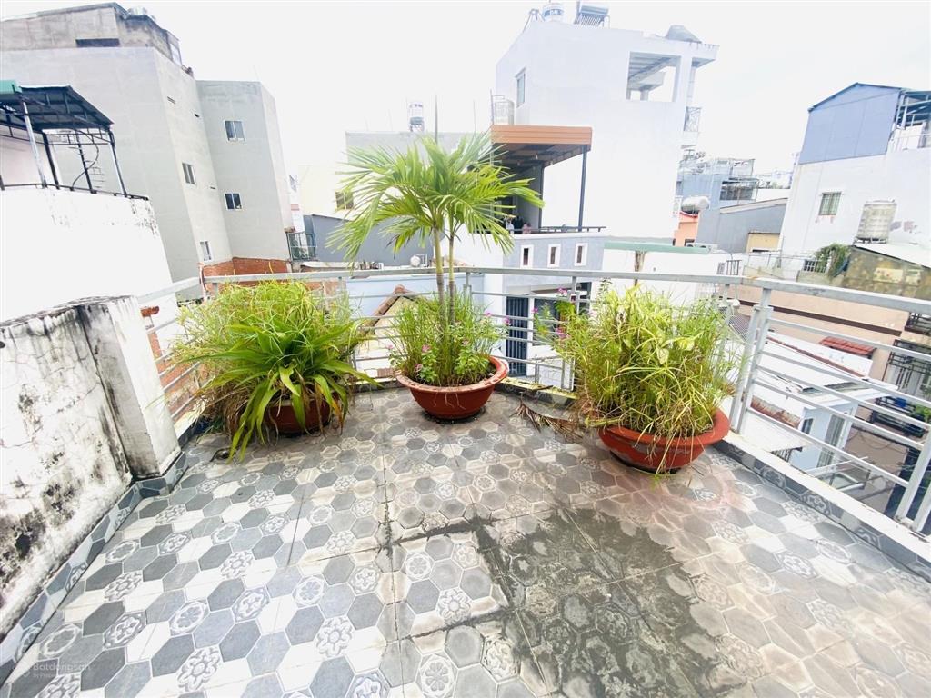 Bán nhà hxh hẻm xe hơi âu dương lân quận 8, 67m2, 4 tầng, hẻm thông, không quy hoạch.