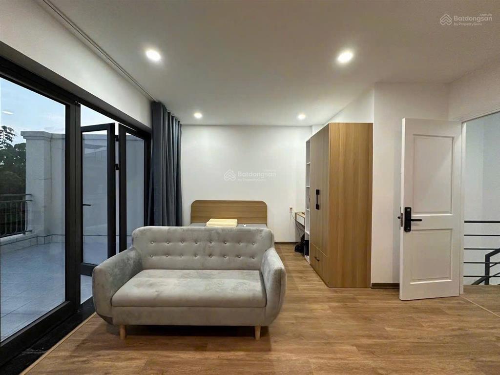 Cho thuê căn hộ mini ban công tách bếp sân riêng full nội thất nội khu dân cư lakeview