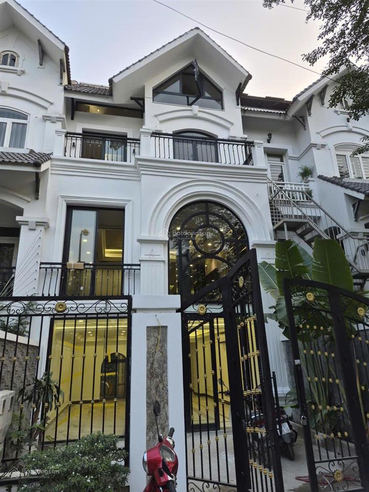 Liền kề khu a  diện tích 120 m². hoàn thiện vip nhất dự án mới tinh 100% chỉ xách vali về ngủ