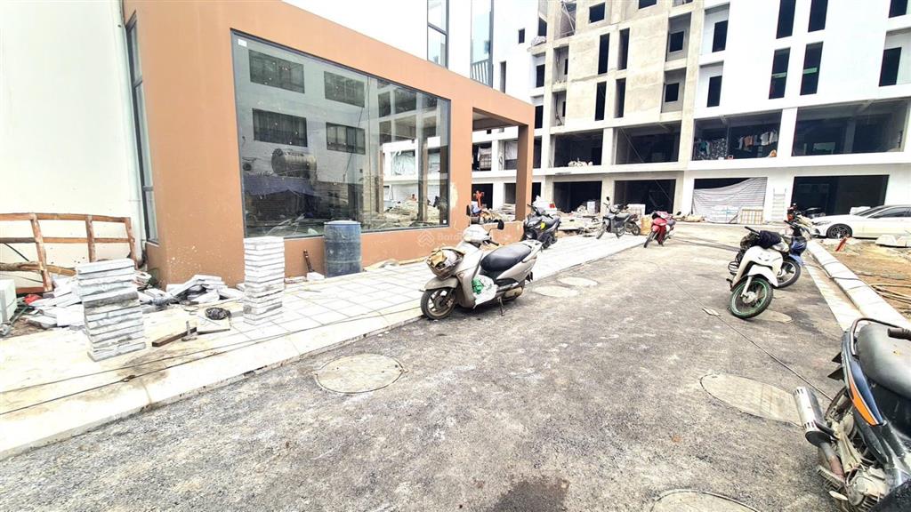 Liền kề 61 lạc trung sống giữa trung tâm chỉ 1 căn ngoại giao giá tốt nhất dự án căn 80,7m²