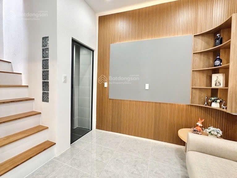 Hàng hiếm phú nhuận gần mặt tiền phan đăng lưu chỉ 3.xt