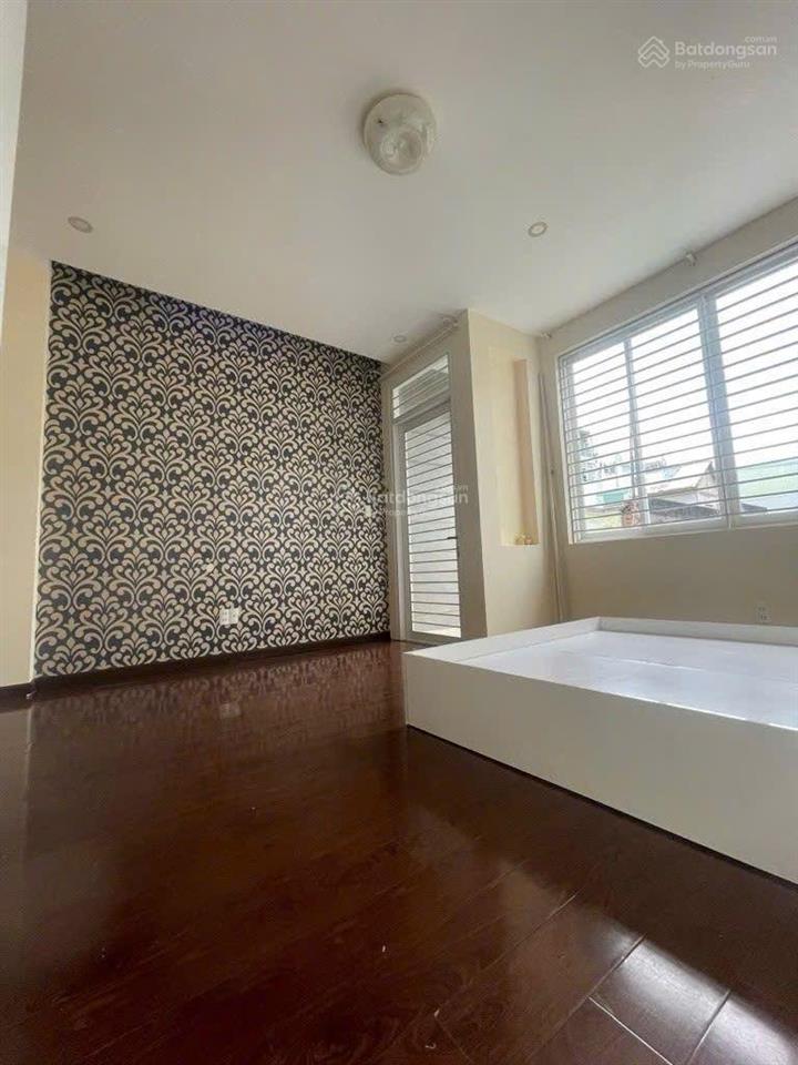 Nhà phú nhuận đẹp giá mềm,nguyễn trọng tuyển  chỉ 9,9 tỷ 4 tầng btct 4pn  58m2 (4.3x14)  hxh vf3