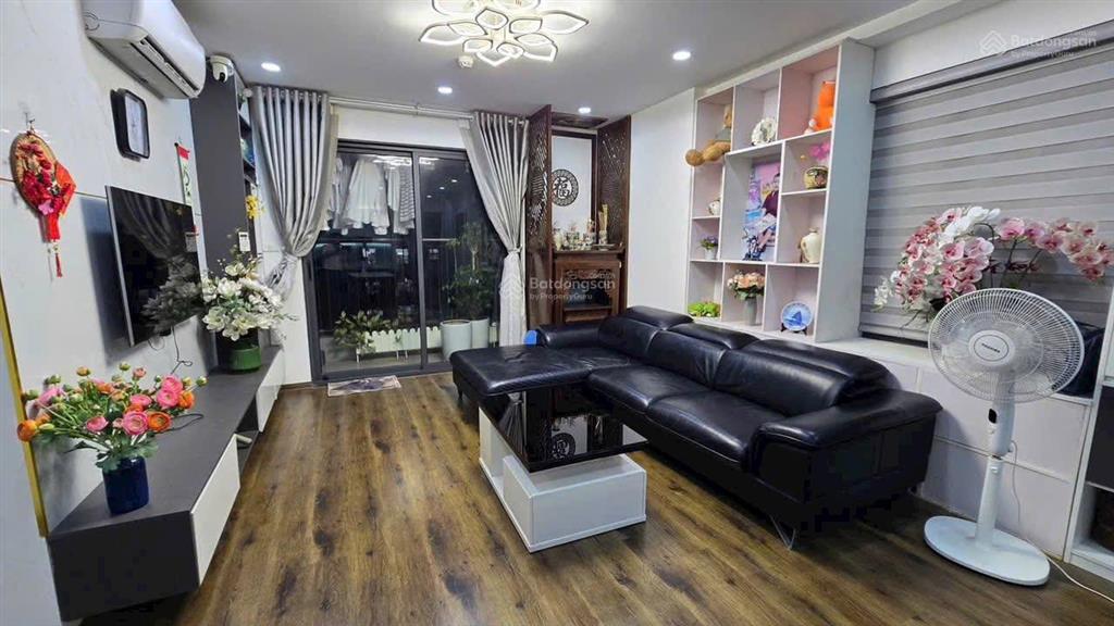 Chính chủ cần cho thuê căn hộ 2 ngủ, giá thuê từ 8 triệu.  0982 862 ***