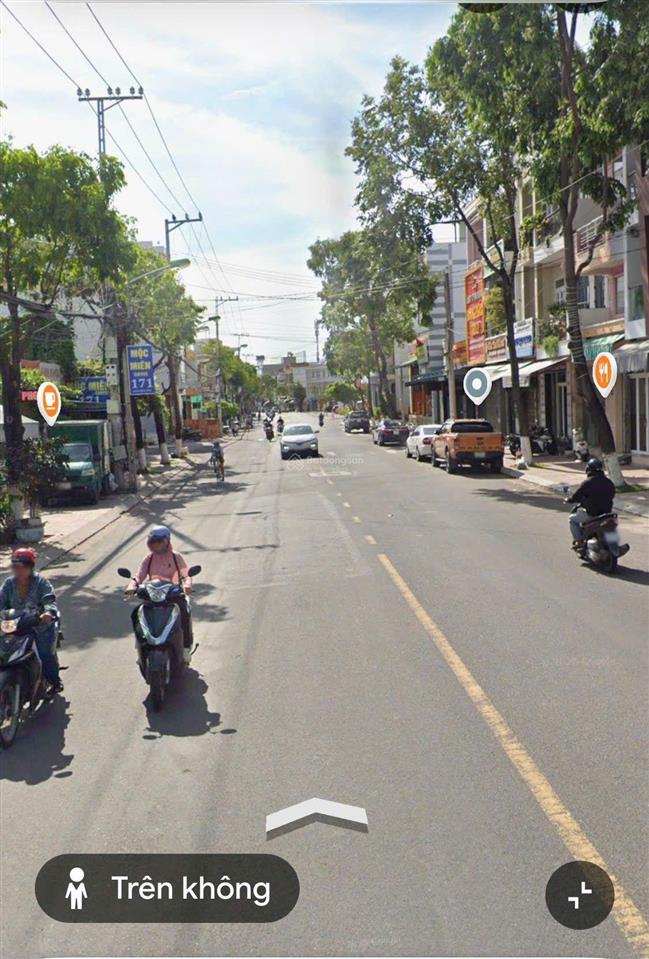 Cho thuê nhà 3 tầng tt bắc nha trang