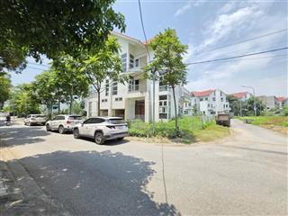 Bán căn biệt thự ngôi nhà mới 292,4m giá 75tr/m thu về