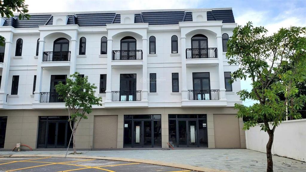 Chính chủ cần tiền bán cắt lỗ căn góc tại bình chuẩn  thuận an  giá chỉ 6xx  sẵn sổ