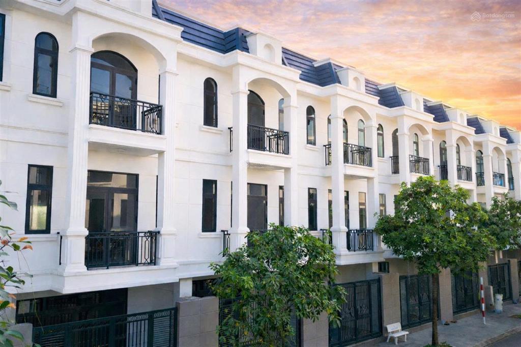 Chính chủ cần tiền bán cắt lỗ căn góc tại bình chuẩn  thuận an  giá chỉ 6xx  sẵn sổ