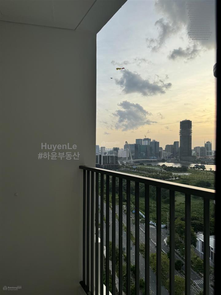 Bán gấp  2pn lớn zeit river  view sông chỉ 19tỷ không có giá thấp hơn