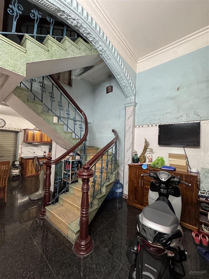 Bán nhà mặt phố tại lê thánh tông, 3,5 tỷ, 54,3 m2, view đẹp