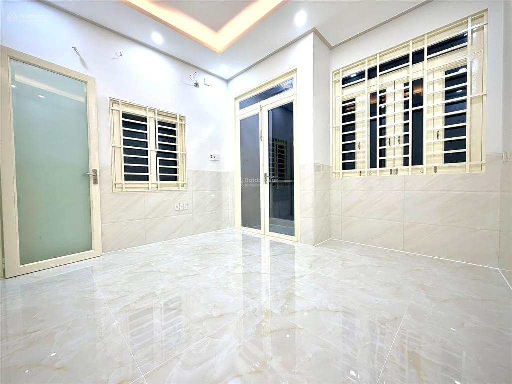 Nhà đẹp 4x11m 1 lầu đúc (2pn 2wc) hẻm 3m thông. 1/ văn cao, tân phú