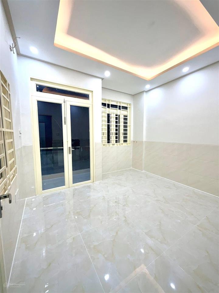 Nhà đẹp 4x11m 1 lầu đúc (2pn 2wc) hẻm 3m thông. 1/ văn cao, tân phú