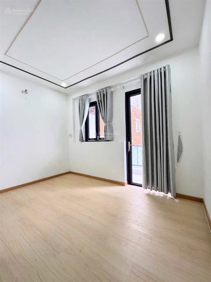 Nhà đẹp 3,5x7m 1 lầu đúc (2pn 2wc) hẻm 3m. đường số 5  bình long, bình tân