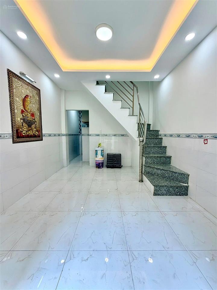 Nhà mới 3,4x6m 1 lầu đúc (1pn 2wc) hẻm 4m. đường 26/3. bình tân gần aeon