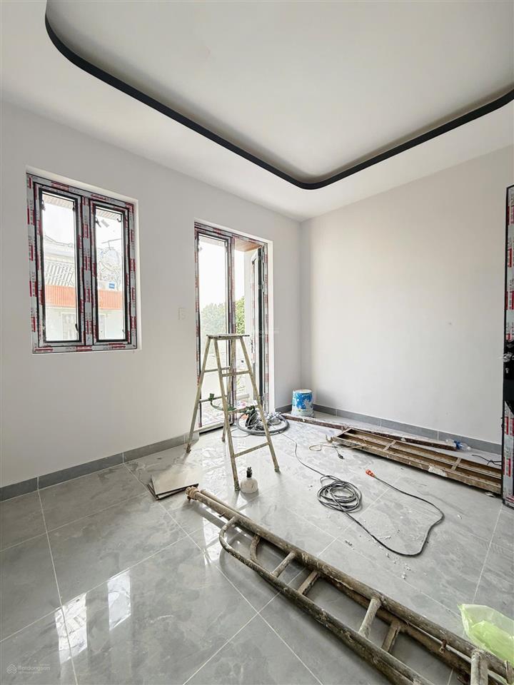Nhà mặt tiền 4,2x9,2m lửng đúc + 1lầu đúc (3pn 2wc) đường 5m. đường 13a. bình tân