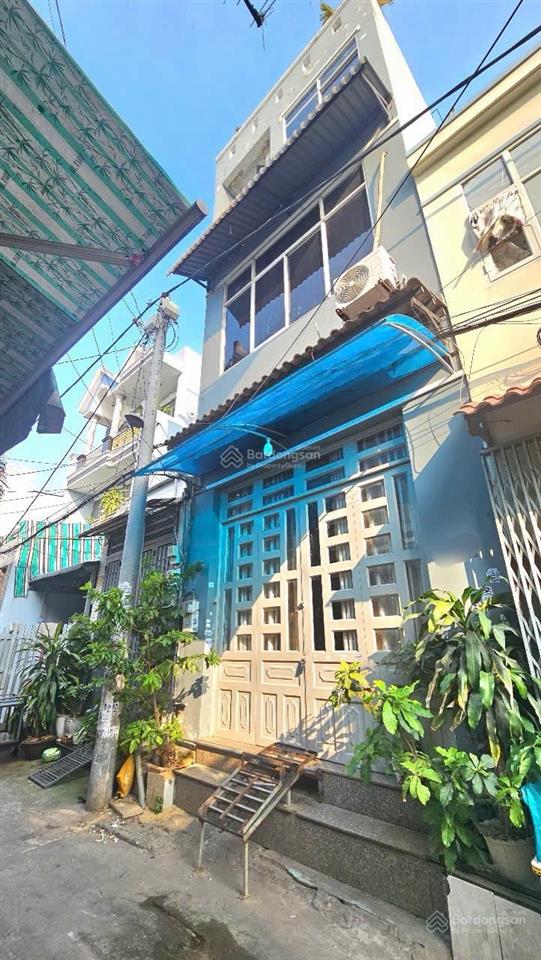 Nhà rẻ 4x7m 2lầu đúc (2pn 2wc) hẻm 5m. đường 19a  ấp chiến lược. bình tân