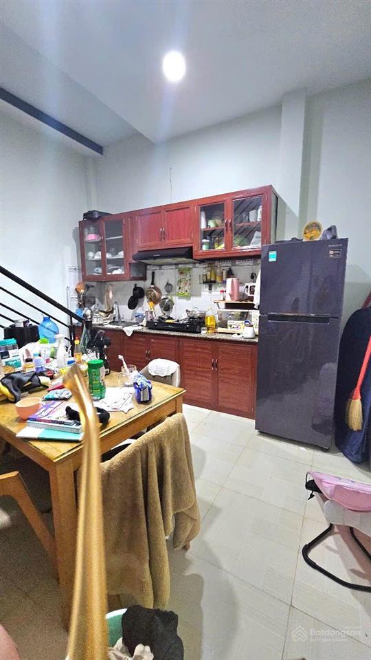 Nhà rẻ 4x7m 2lầu đúc (2pn 2wc) hẻm 5m. đường 19a  ấp chiến lược. bình tân