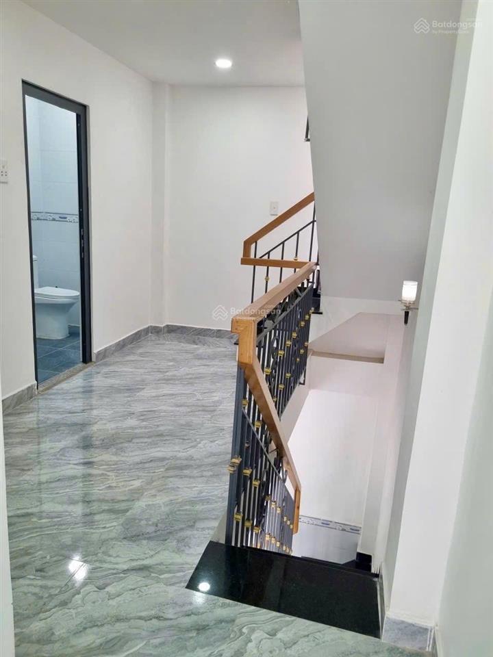 Bán nhà góc 4x12m 2lầu đúc (4pn 3wc) hẻm 6m thông. hương lộ 2. bình tân