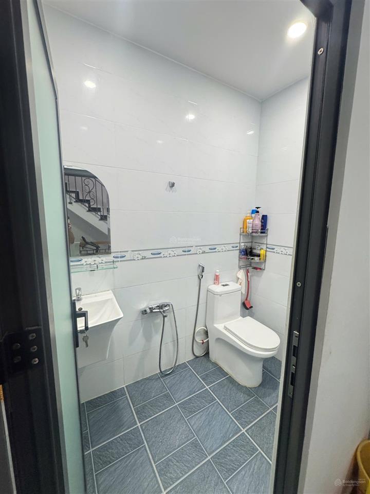 Bán nhà góc 4x12m 2lầu đúc (4pn 3wc) hẻm 6m thông. hương lộ 2. bình tân