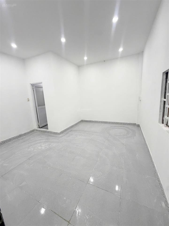 Hàng hiếm 4x15m (nở hậu 4,2m) 3pn 2wc. cách mt 50m. nguyễn minh châu, tân phú