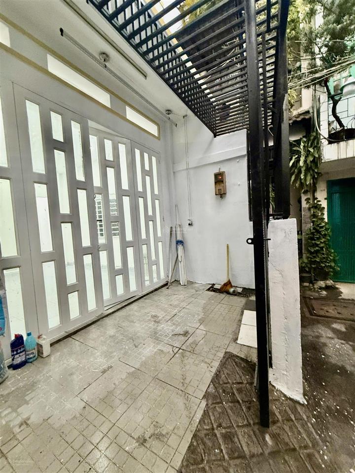 Hàng hiếm 4x15m (nở hậu 4,2m) 3pn 2wc. cách mt 50m. nguyễn minh châu, tân phú
