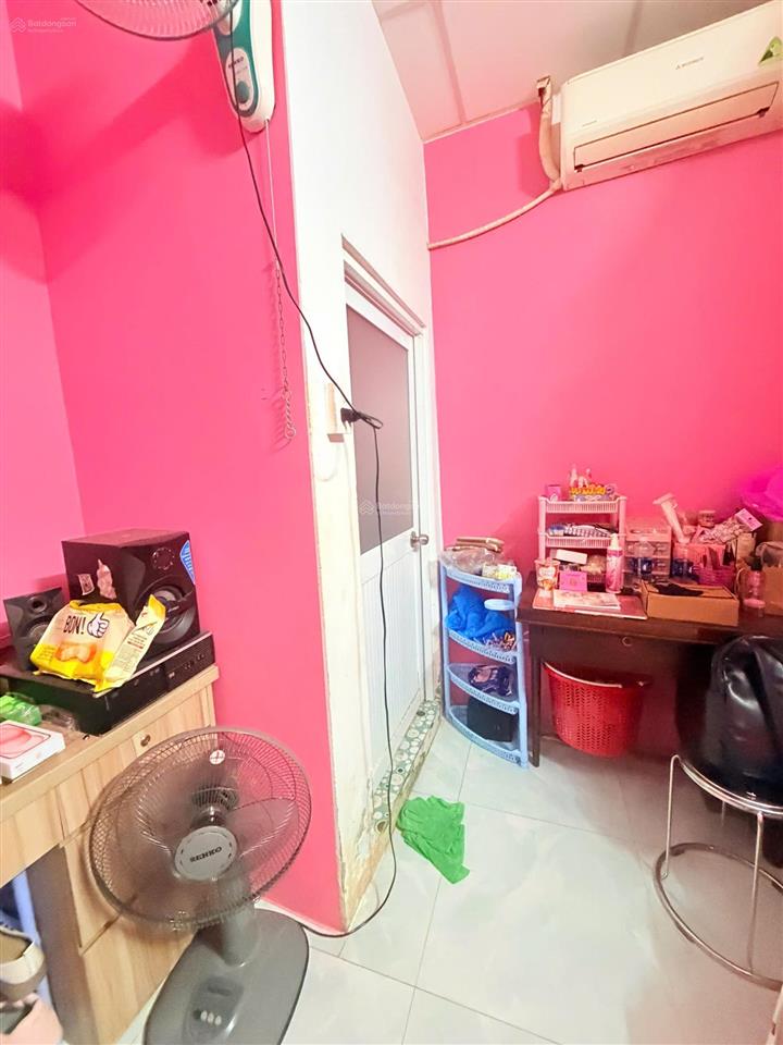 Nhà bán 4x7m 1lầu đúc (2pn 2wc) hẻm 4m thông. đình nghi xuân. bình tân (gần chợ bốn xã)