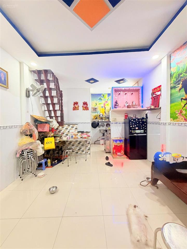 Nhà bán 4x7m 1lầu đúc (2pn 2wc) hẻm 4m thông. đình nghi xuân. bình tân (gần chợ bốn xã)
