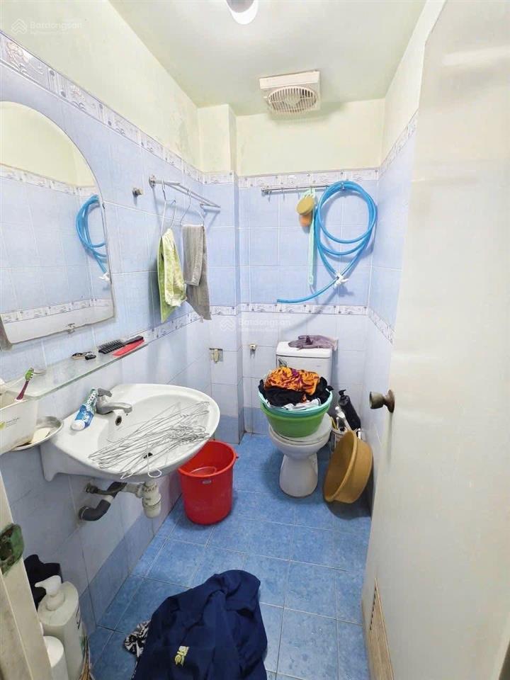Bán đẹp 4x6m (1lầu đúc  2wc) đường 6m. đô đốc lộc, tân phú