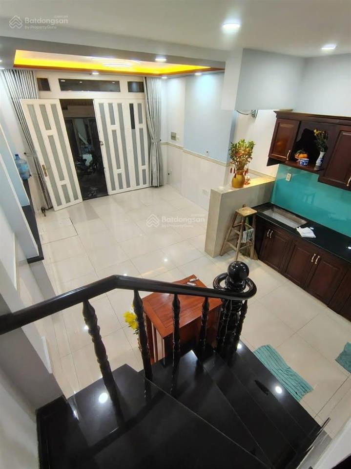Bán nhà mới 4,1 x 8m 3 lầu (3pn 4wc) hẻm 4,5m. đường 18b  gò xoài. bình tân