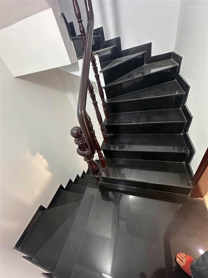 Bán nhà mới 4,1 x 8m 3 lầu (3pn 4wc) hẻm 4,5m. đường 18b  gò xoài. bình tân