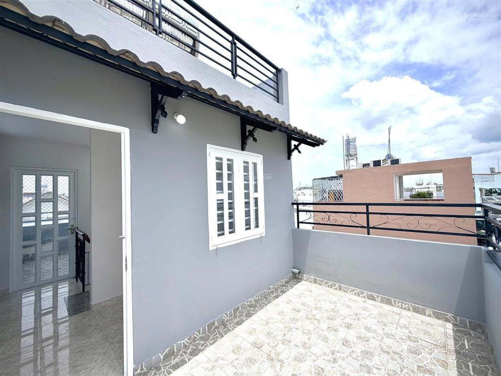 Bán nhà 4x10m 2lầu + st (4pn 3wc) hẻm 3gác. đường số 14  lê văn quới. bình tân