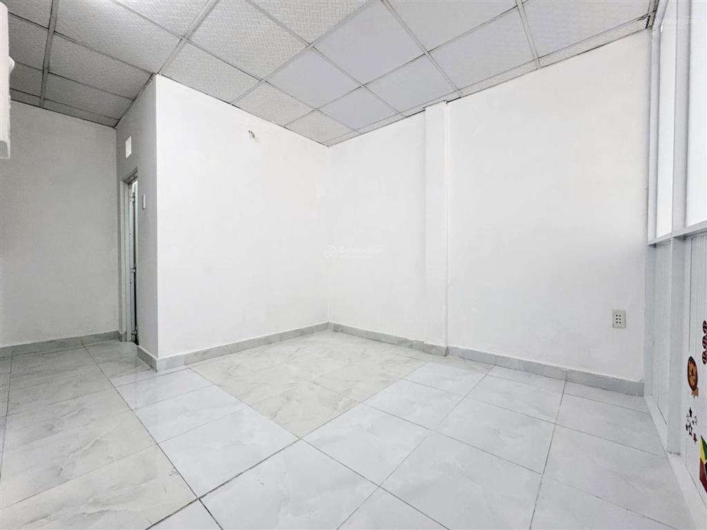 Bán nhà 4x8,5m 1lầu đúc (2pn 2wc) hẻm 4m sát mt. liên khu 89. gần chợ gò xoài. bình tân