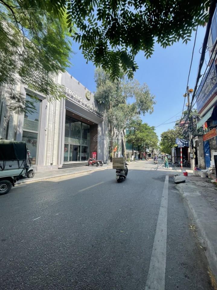 Cho thuê nhà mp lãng yên 55m2 x 3,5 tầng, mt 4m, nhà mới, riêng biệt nguyên căn. giá thuê 17tr