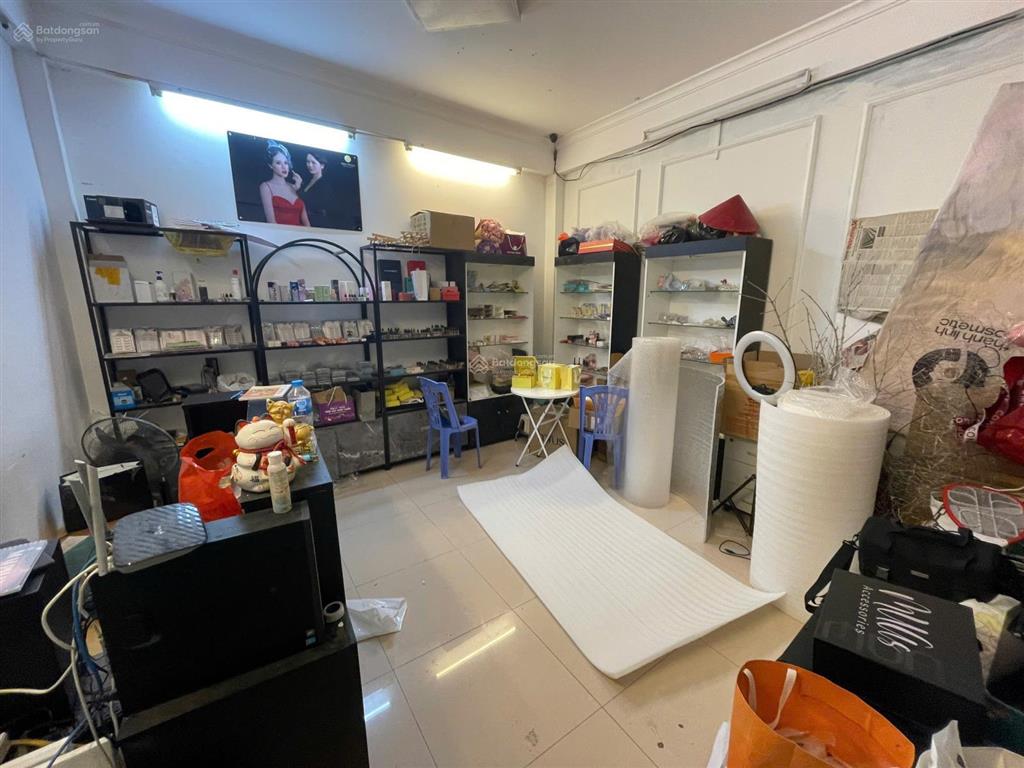 Cho thuê nhà nguyên căn mp mai hắc đế 110m2 x 4 tầng, mt 5m, thông sàn, nhà mới.  0974 557 ***
