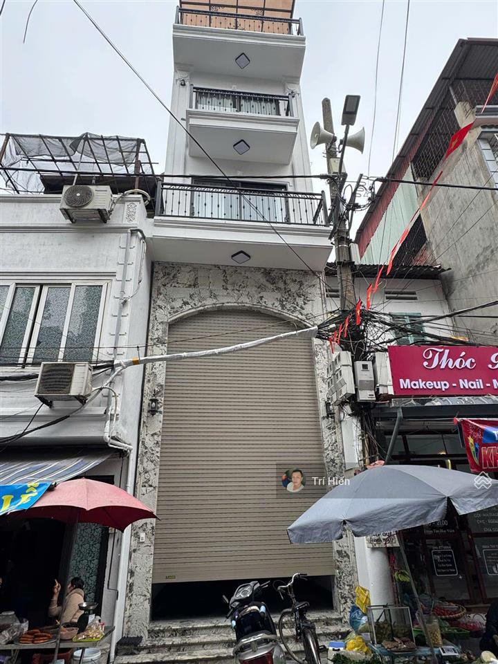Cho thuê nhà mp bảo linh 70m2 x 5 tầng, mt 4m, nhà mới xây, thông sàn, thang máy. giá 35tr/tháng