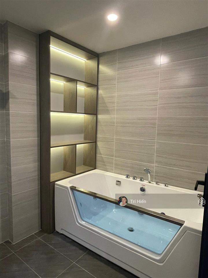 Cho thuê nhà mp bảo linh 70m2 x 5 tầng, mt 4m, nhà mới xây, thông sàn, thang máy. giá 35tr/tháng
