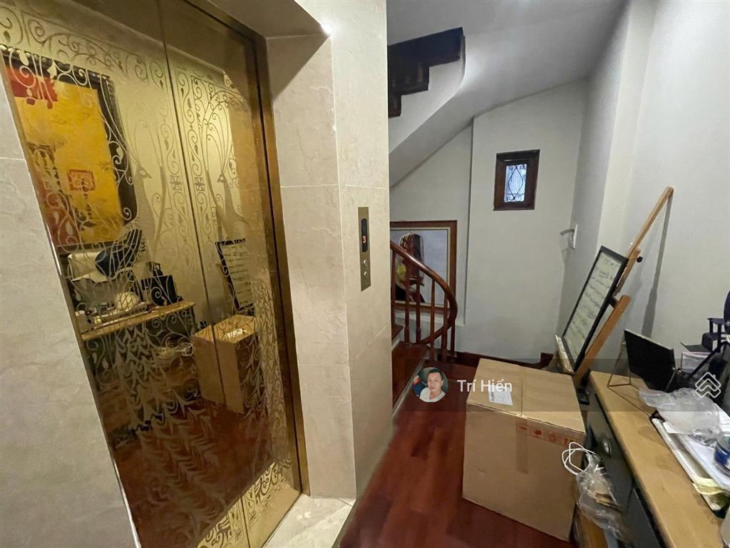 Cho thuê nhà phố trần quang diệu 50m2 x 6 tầng, mt 4,5m, thang máy, thông sàn.  0974 557 ***