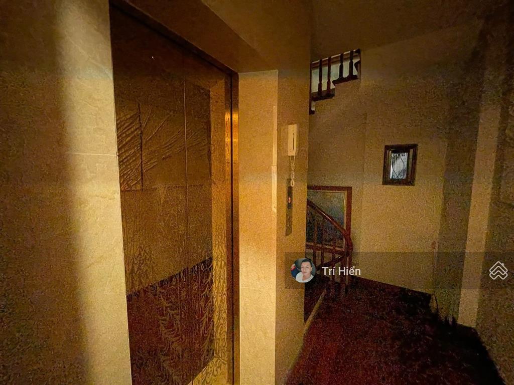 Cho thuê nhà phố trần quang diệu 50m2 x 6 tầng, mt 4,5m, thang máy, thông sàn.  0974 557 ***