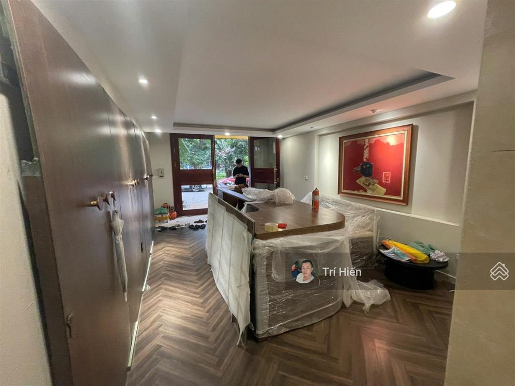 Cho thuê nhà phố trần quang diệu 50m2 x 6 tầng, mt 4,5m, thang máy, thông sàn.  0974 557 ***