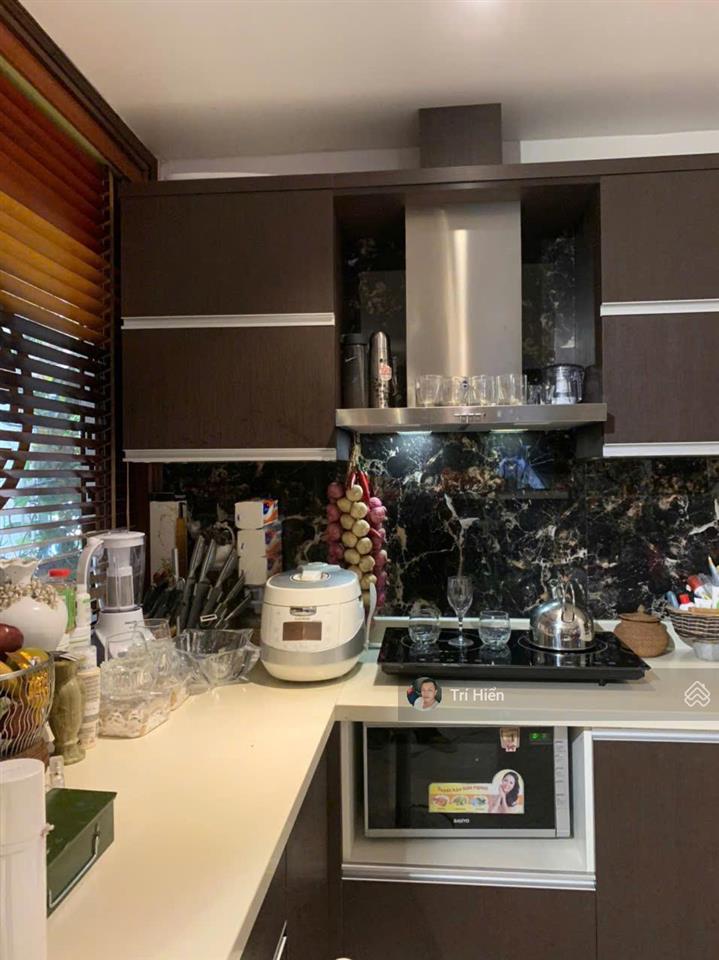 Cho thuê nhà riêng ngõ phan chu trinh 80m2 x 5 tầng, mt 6,5m, nguyên căn, gần mp.  0974 557 ***